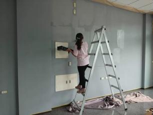 灰泥涂料DIY大公開(kāi)！自己就能打造仿水泥質(zhì)感墻面